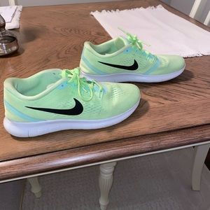 Neon Green Nike Free Run